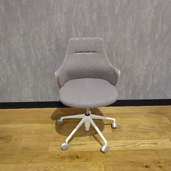 【展示品_2024年製】*Lives Work Chair(ライブス ワークチェア) CD53WW-FLB7