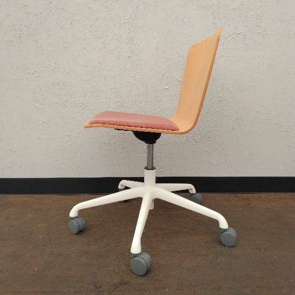 【展示品_2024年製】Lives Cafe Chair(ライブス カフェチェア) L423FV-FXW6