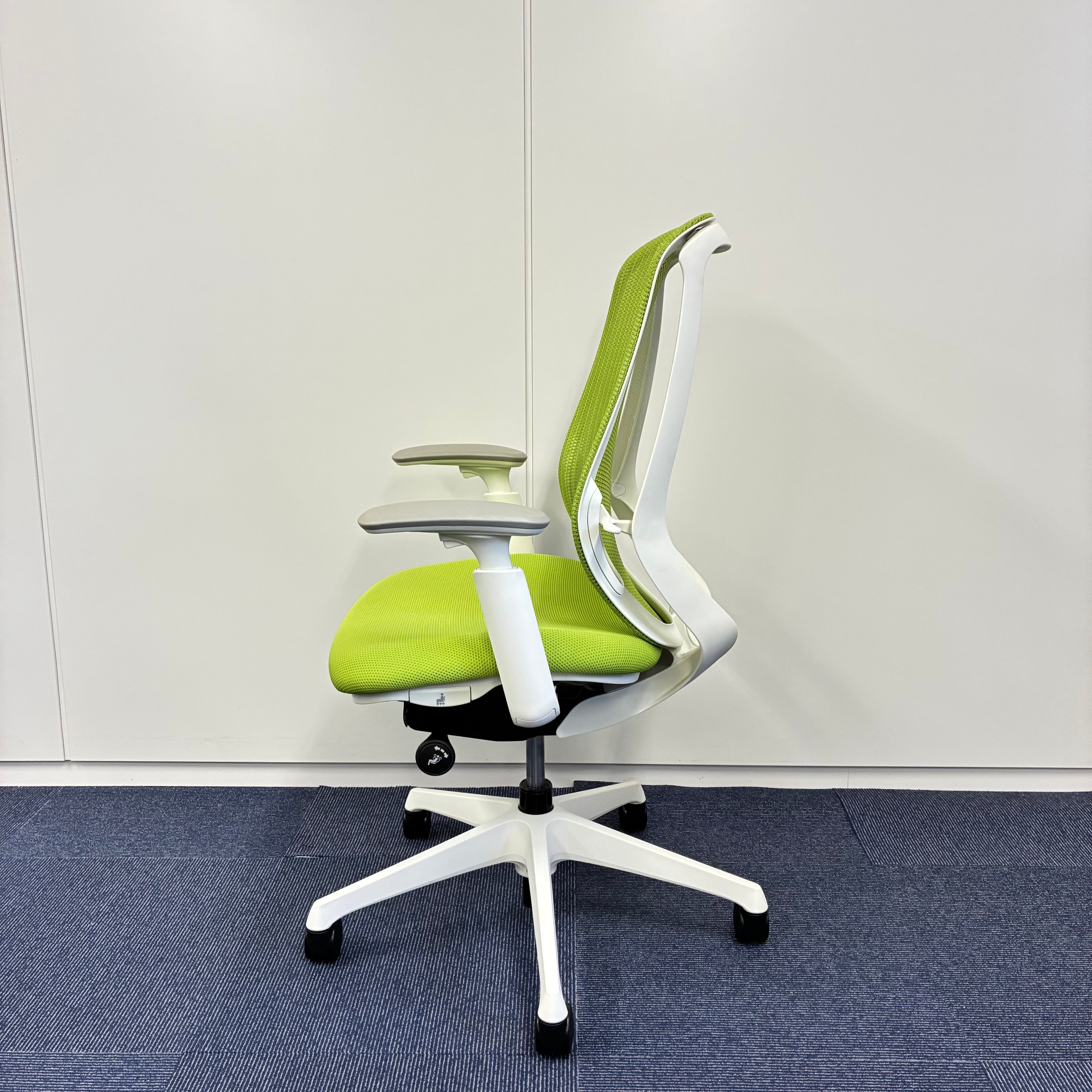 【中古A】Sylphy(シルフィー) C685XW-FMR5