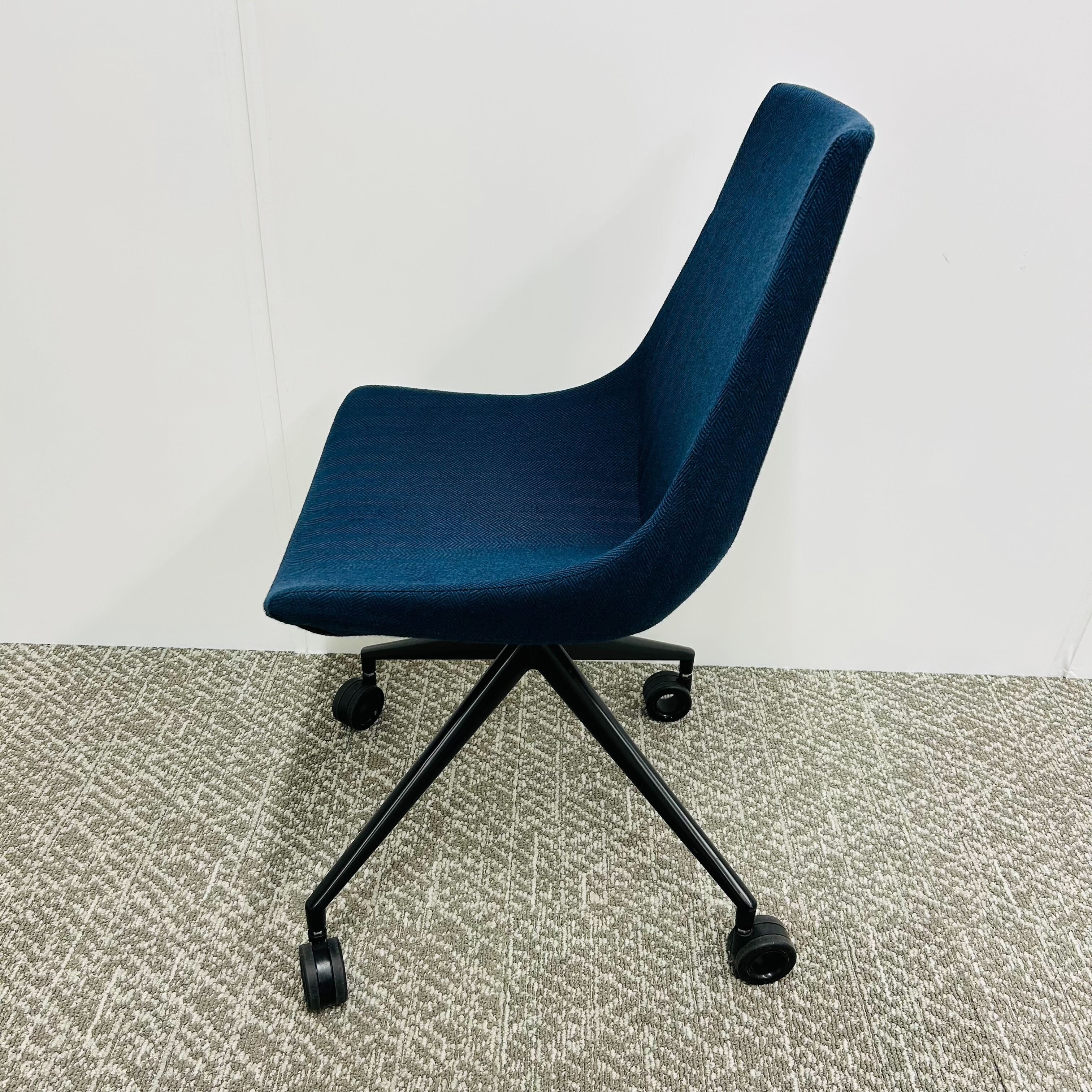 【中古A】EMA(エマ)