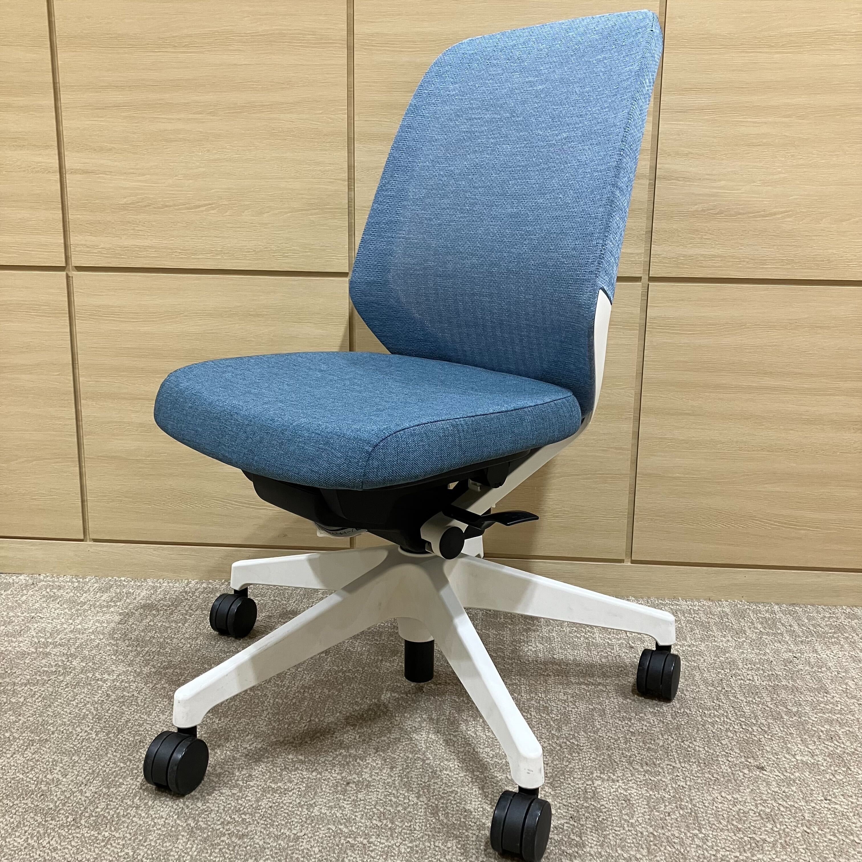 【中古S】nort(ノートチェア) KJ-180JE-W9B4