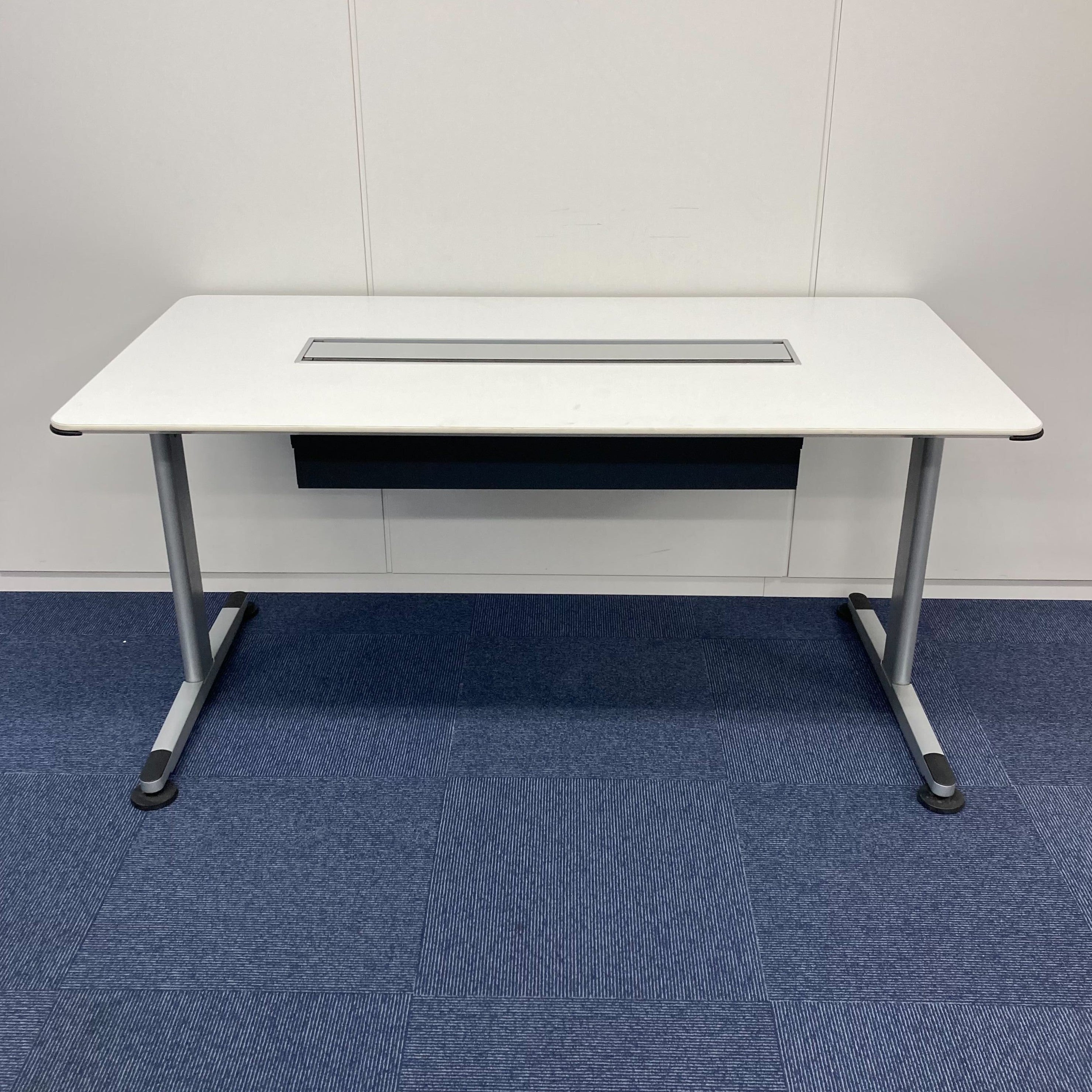 【中古A】ALINA(アリーナ) WTA-WBA16F5 ミーティングテーブル/幅1500mm