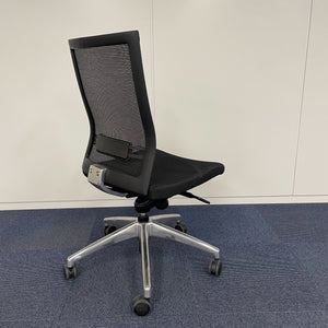 【中古A(中古品)】SKIN CHAIR（スキンチェア）JP20ML