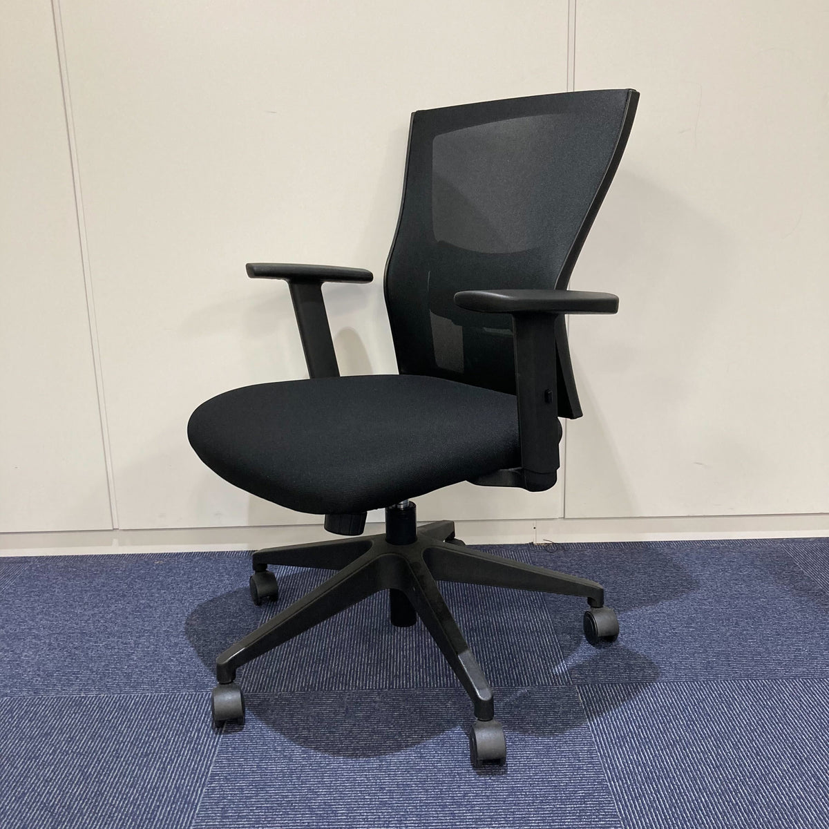 中古 S(美品)】YL5-BL-EL | イトーキ SALIDA(サリダチェア) オフィス 