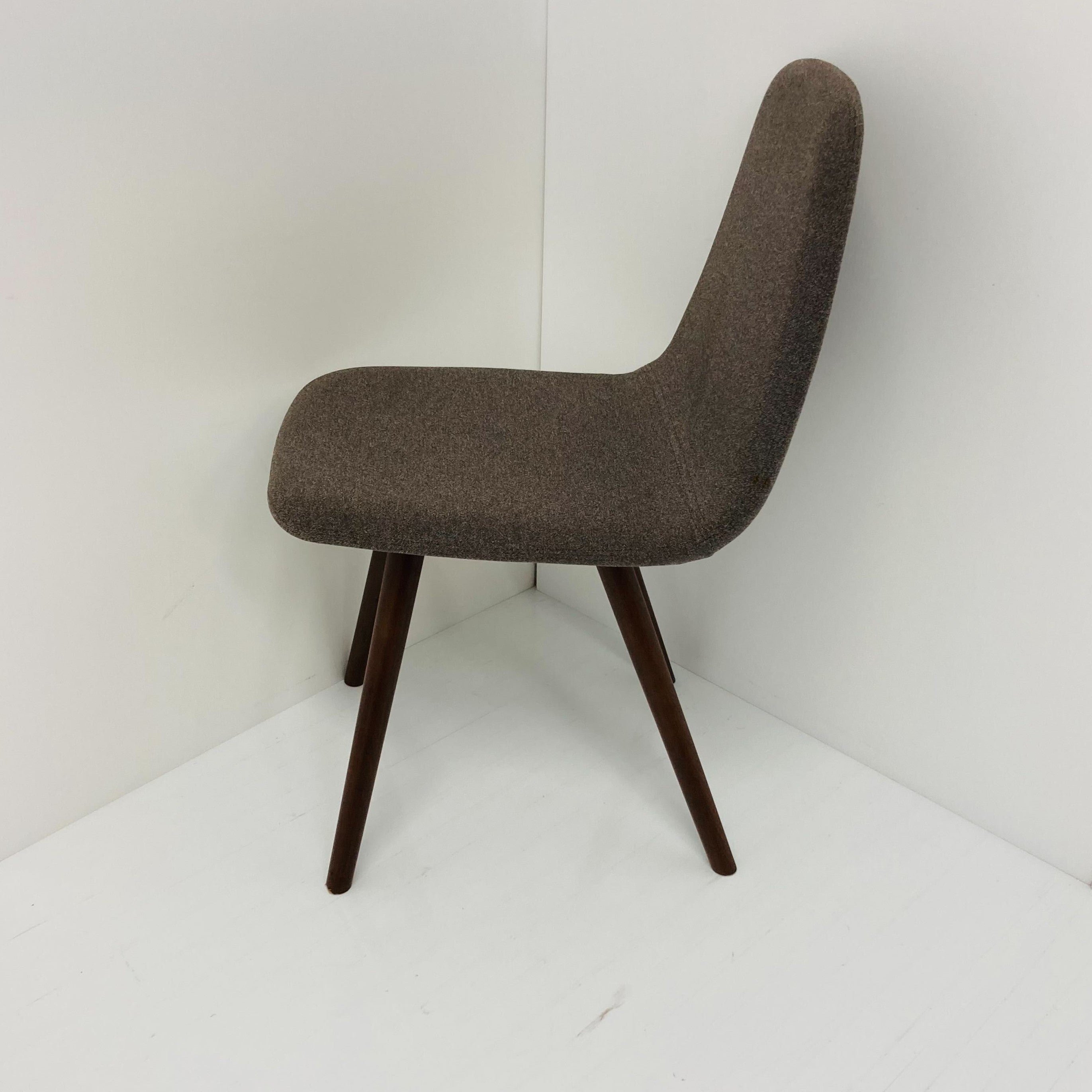 【中古A】ダイニングチェア　L114シリーズ