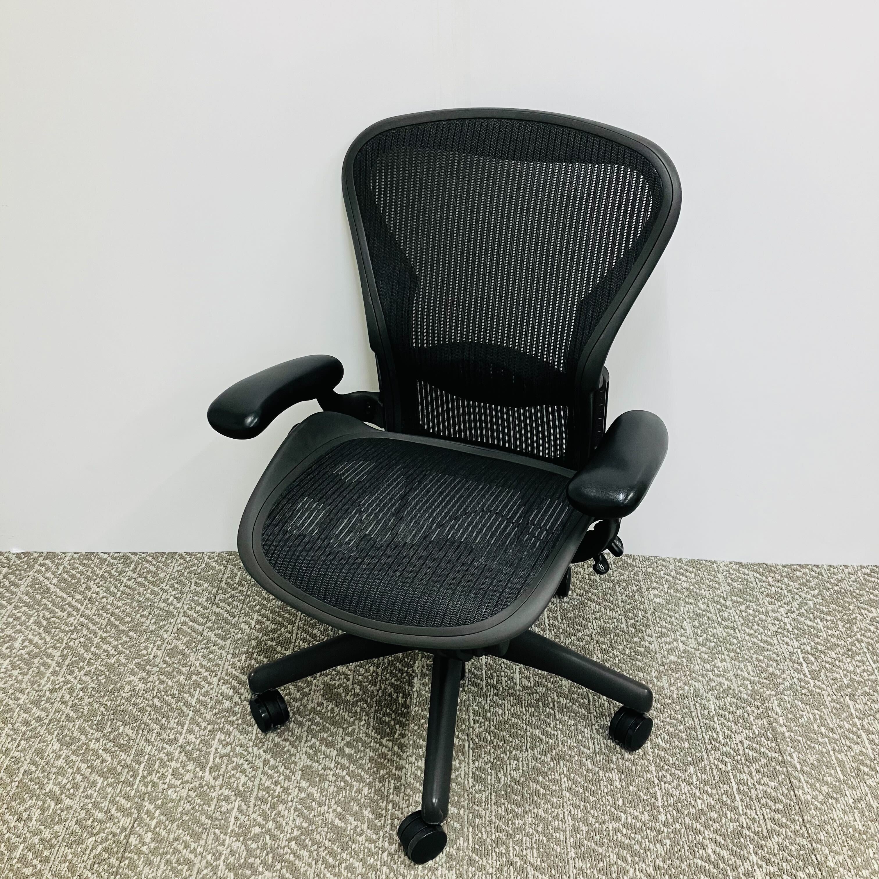 中古A】Aeron Chair(アーロンチェア)クラシック AE123AWBAJG1BBBK3D01