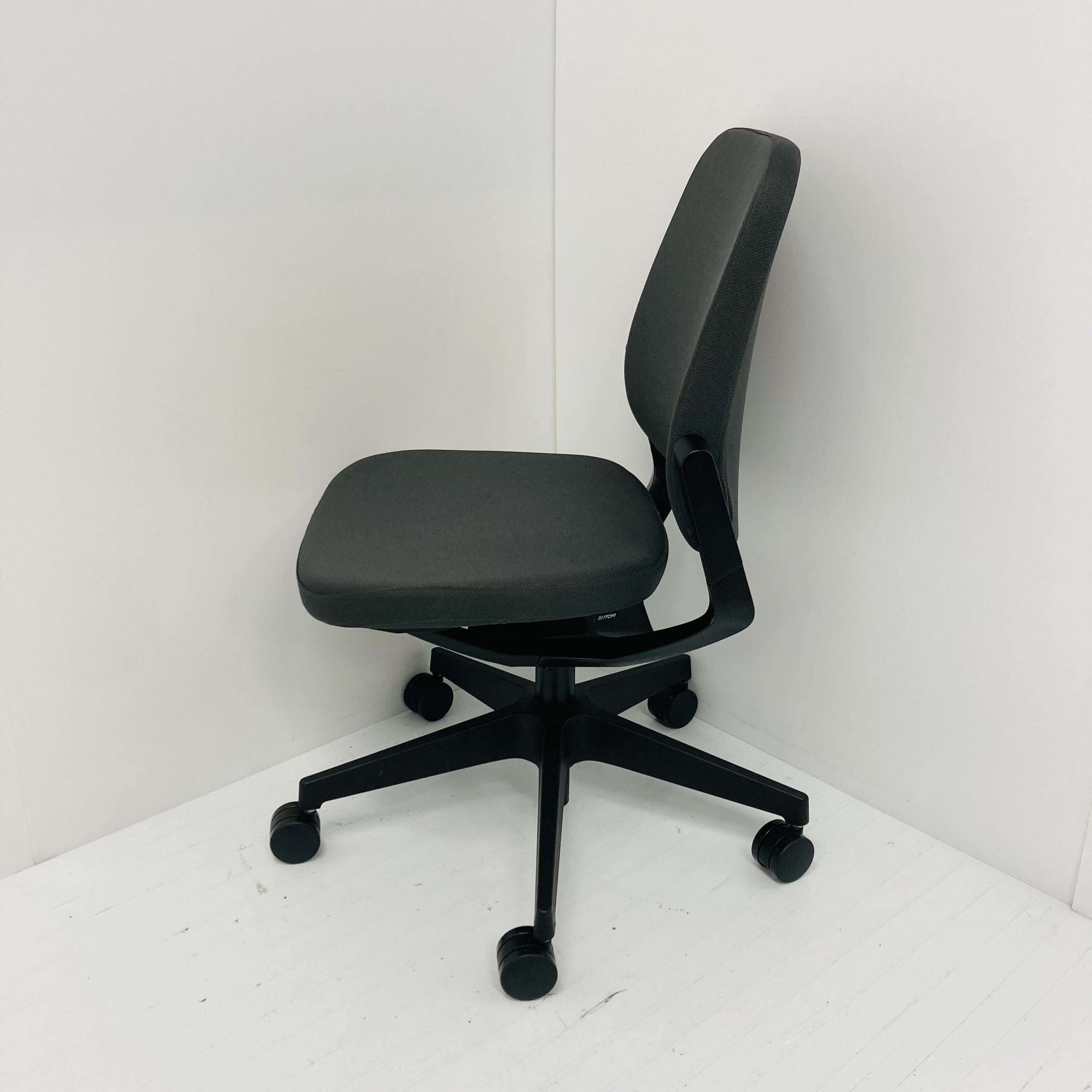 【中古S】levi(レヴィチェア)シリーズ KG-520PG-T1W2