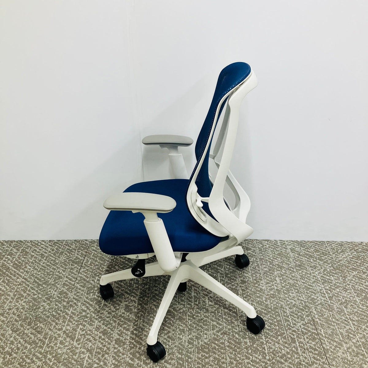 【中古A】Sylphy(シルフィー) C685XW-FMP3