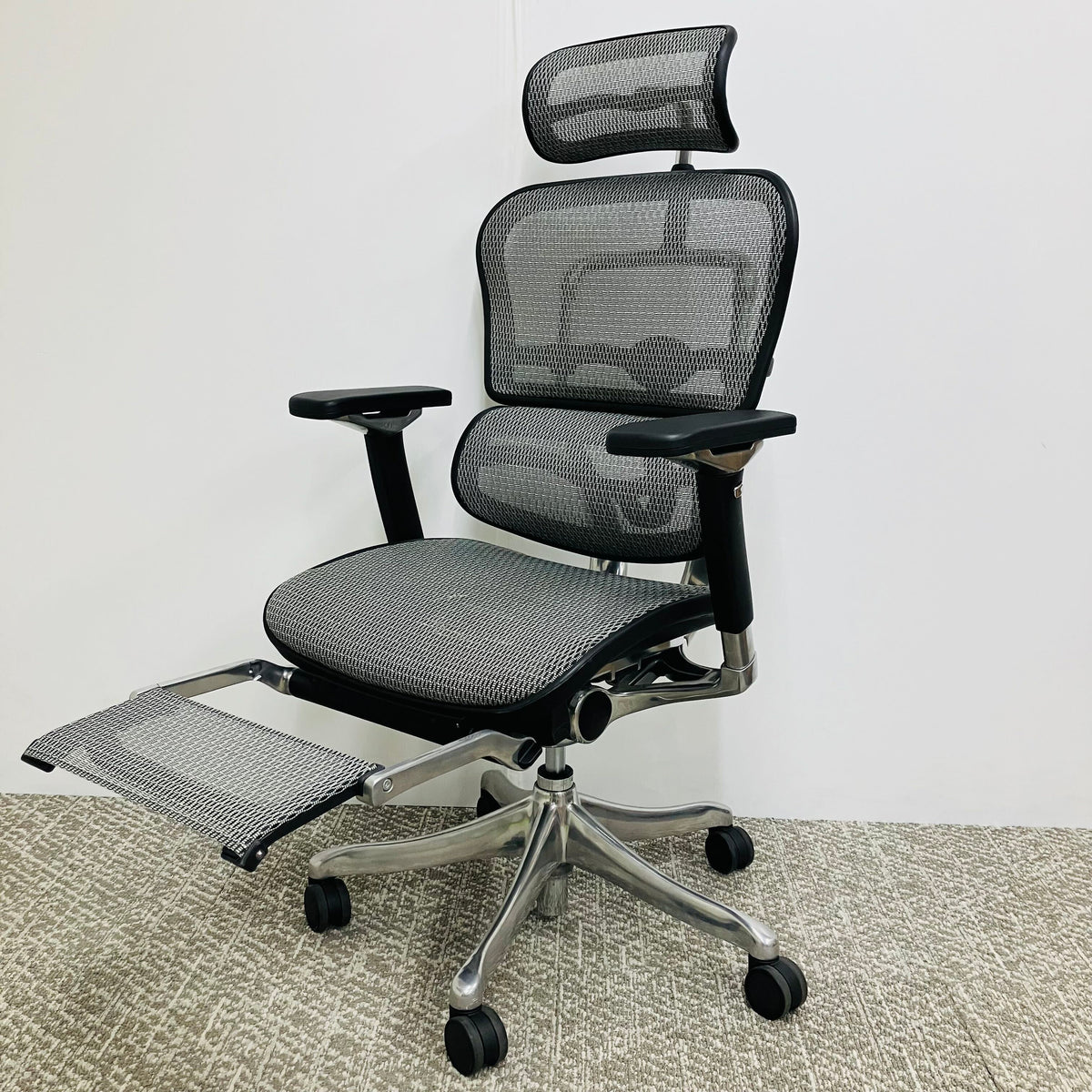 【中古S】Ergohuman PRO ottoman(エルゴヒューマンプロ オットマン) EHP-LPL-KM-10