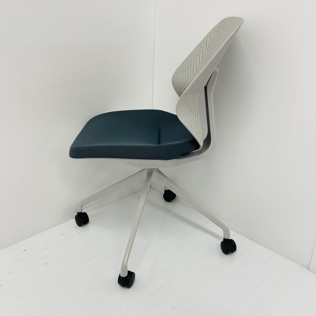 【中古A】QuA(キュアチェア) KG-980SC-NNT3