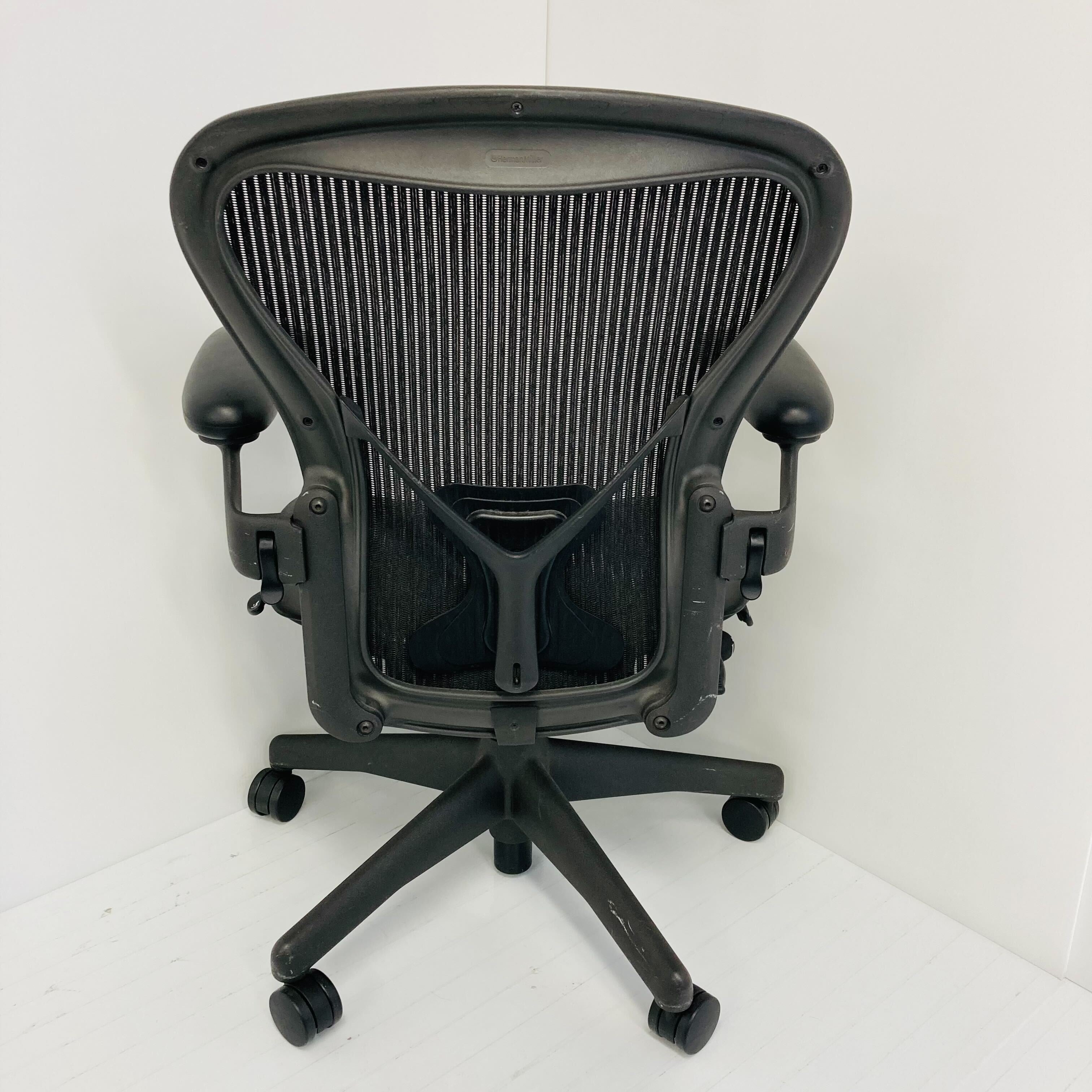 中古A】Aeron Chair(アーロンチェア)クラシック AE123AWBPJG1BBBK3D01