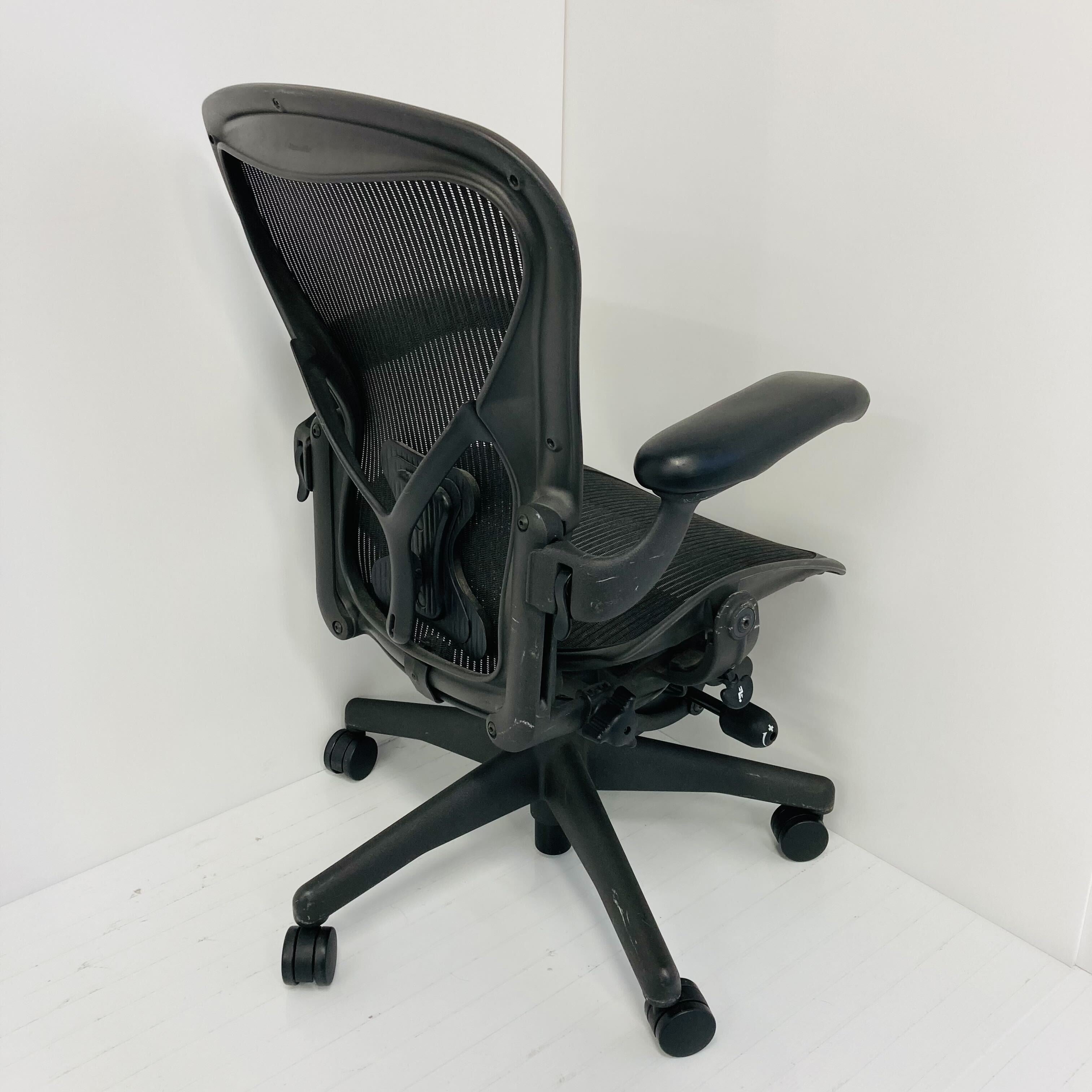 中古A】Aeron Chair(アーロンチェア)クラシック AE123AWBPJG1BBBK3D01