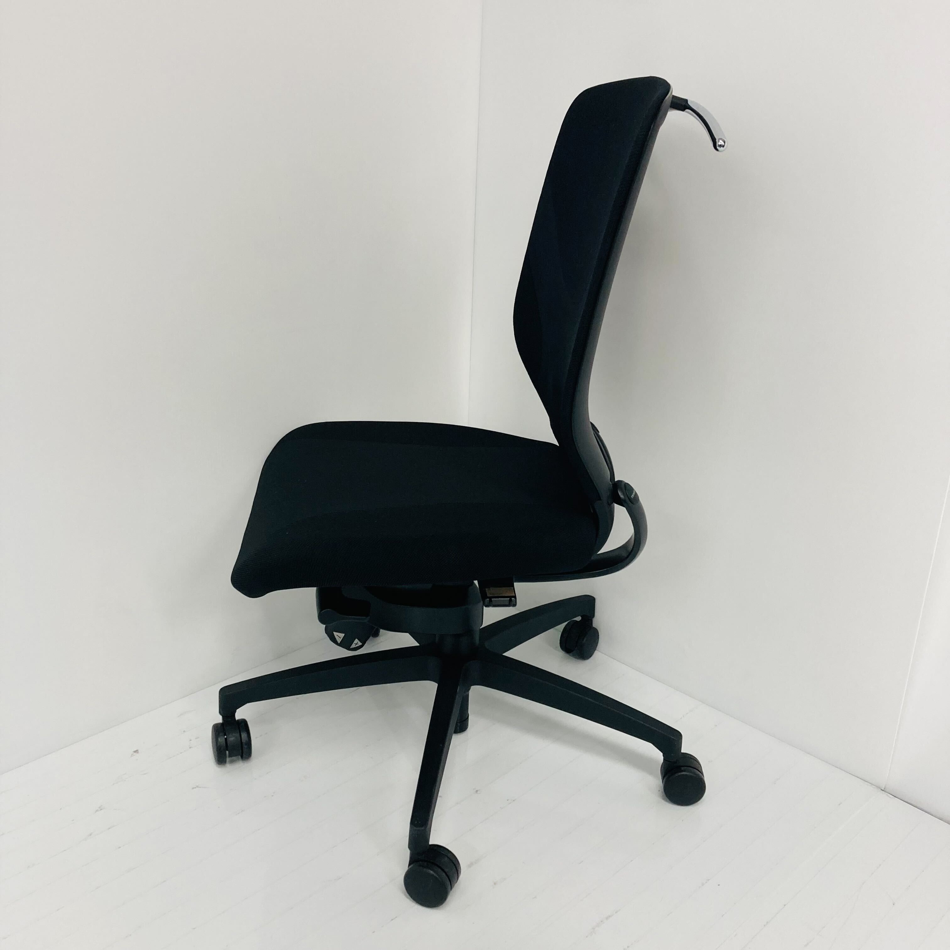 【中古S】IN.(イン) /ブラック・肘なし