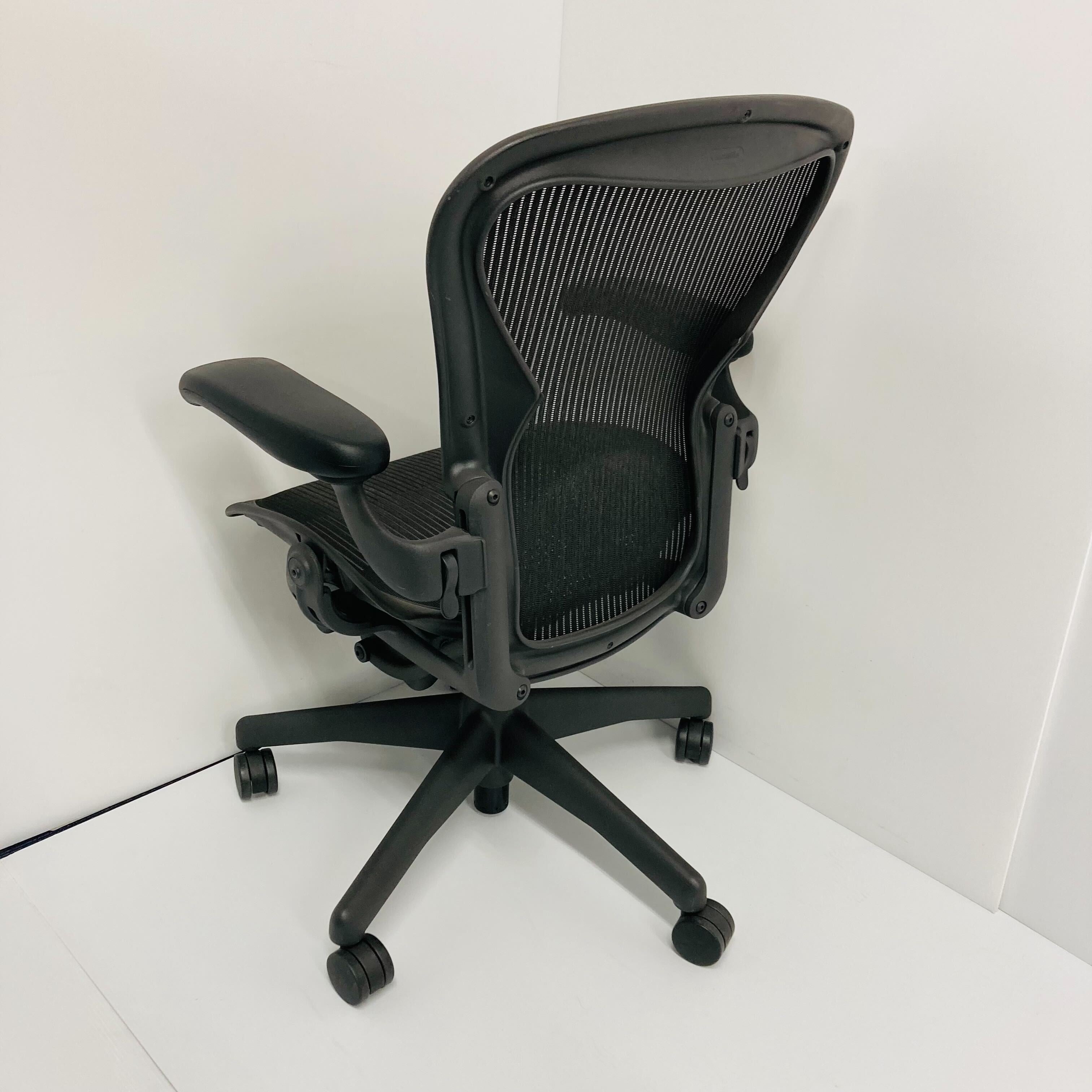 中古A】ハーマンミラー Aeron Chair(アーロンチェア) クラシック｜Kagg