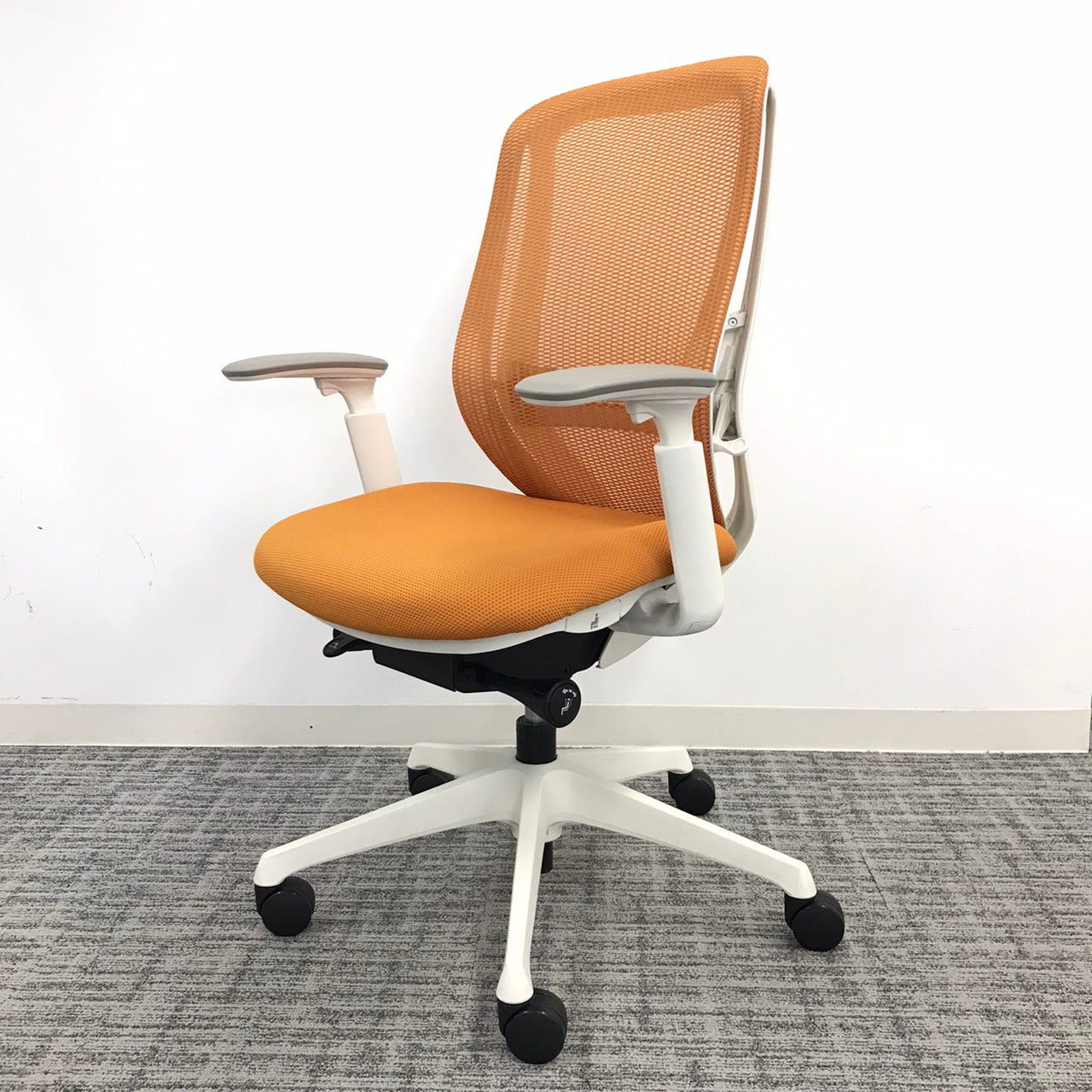 【中古A】Sylphy(シルフィー) C685XZ-FMR8