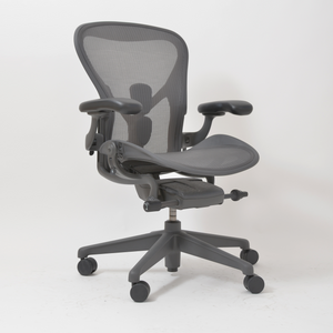 【中古 S(美品)】Aeron Chair(アーロンチェア) AER1B23DW ALPG1G1G1BBBK23103【＊使用期間：2ヶ月程度＊】
