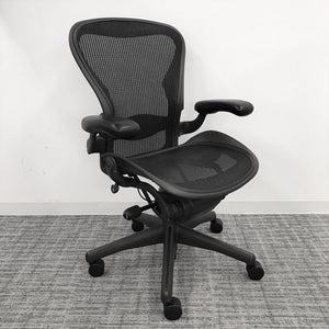 【中古 B(訳あり品)】Aeron Chair(アーロンチェア) AE111AWBAJG1BBFP3D01