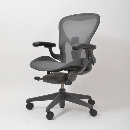 中古】AER1B23DW ALPG1G1G1BBBK23103 | ハーマンミラー Aeron Chair 