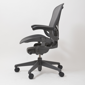 【中古 S(美品)】Aeron Chair(アーロンチェア) AER1B23DW ALPG1G1G1BBBK23103【＊使用期間：2週間程度＊】